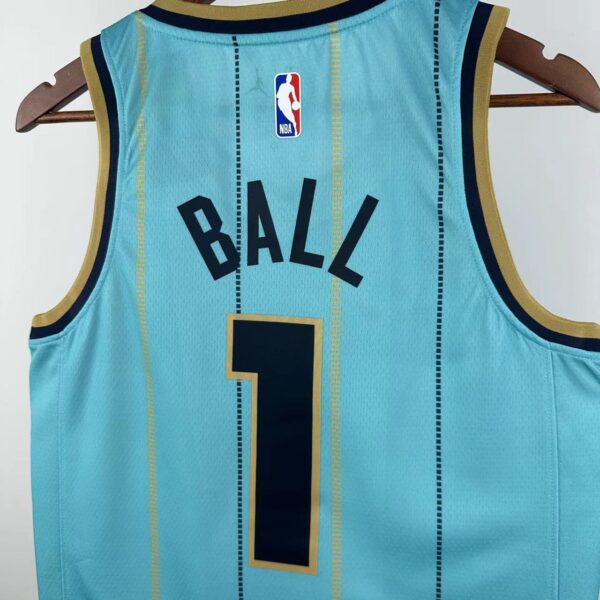 LaMelo Ball 1 Charlotte Hornets SWINGMAN 24/25 - obrazek 7