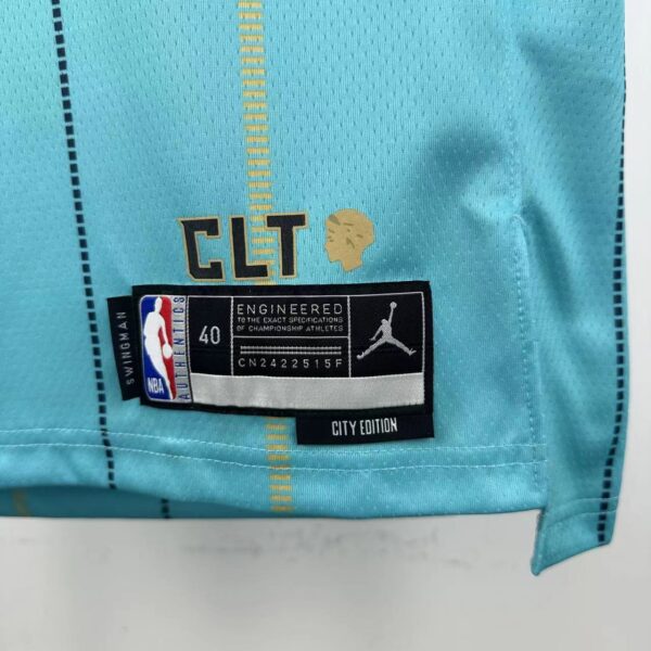 LaMelo Ball 1 Charlotte Hornets SWINGMAN 24/25 - obrazek 10